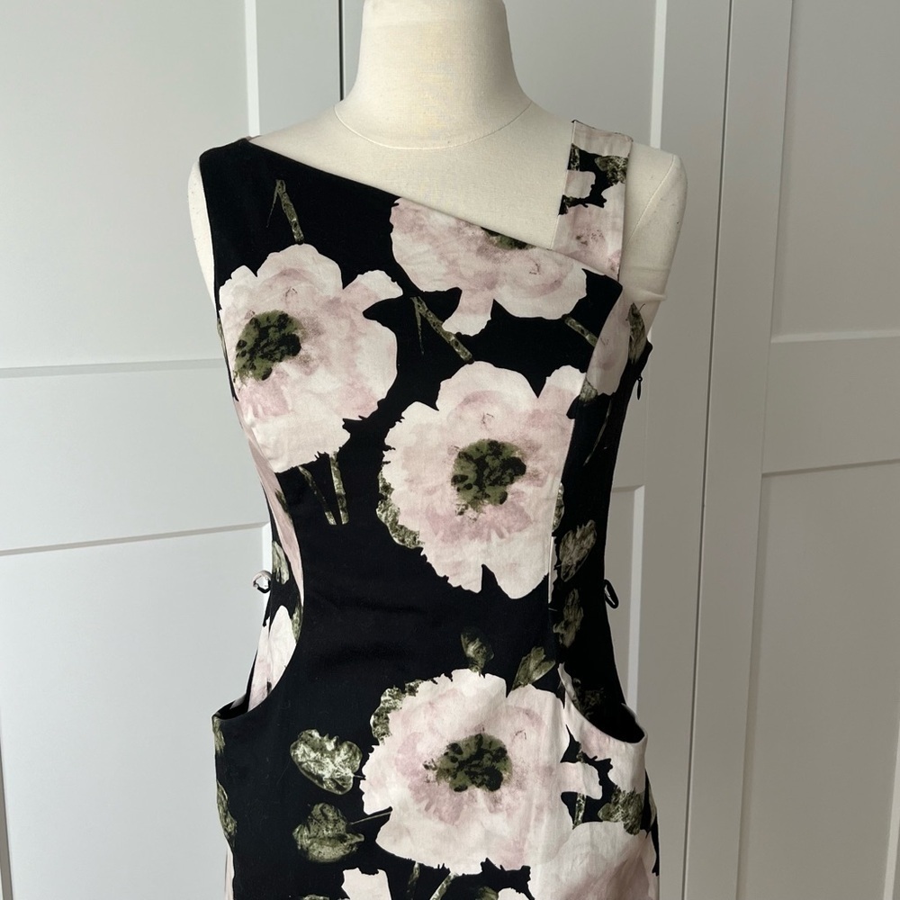 NINE WEST Floral Fitted Dress, sz.2 - Picture 2 of 8